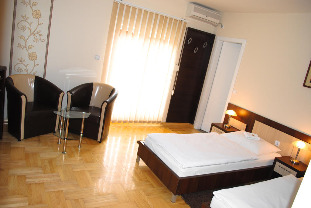 Vila Delux Negotin Luaran gambar