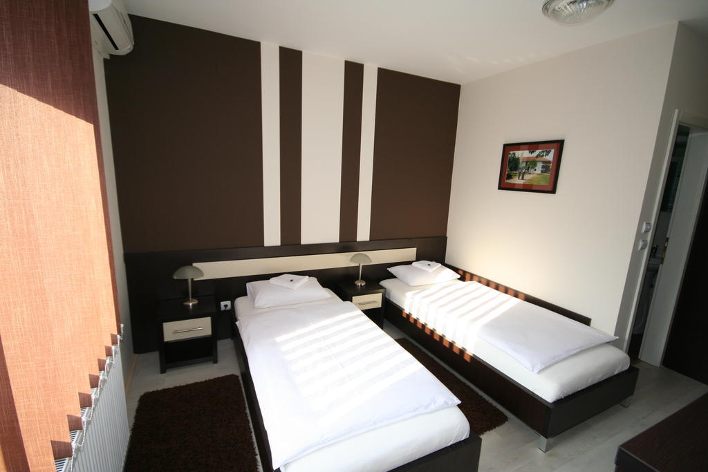 Vila Delux Negotin Luaran gambar
