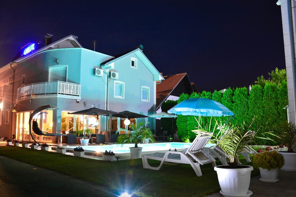Vila Delux Negotin Luaran gambar