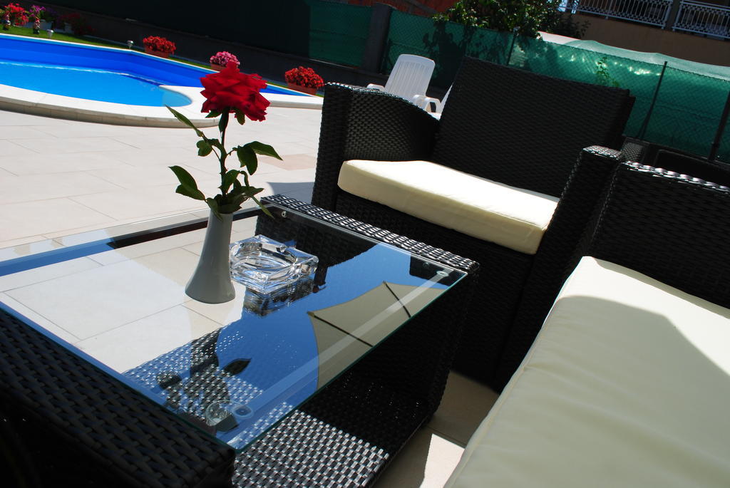 Vila Delux Negotin Luaran gambar